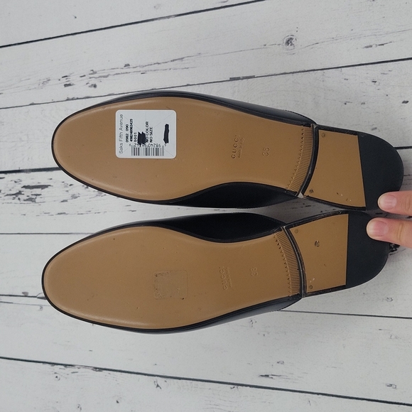 Gucci Princetown Leather Slipper - Picture 9 of 14